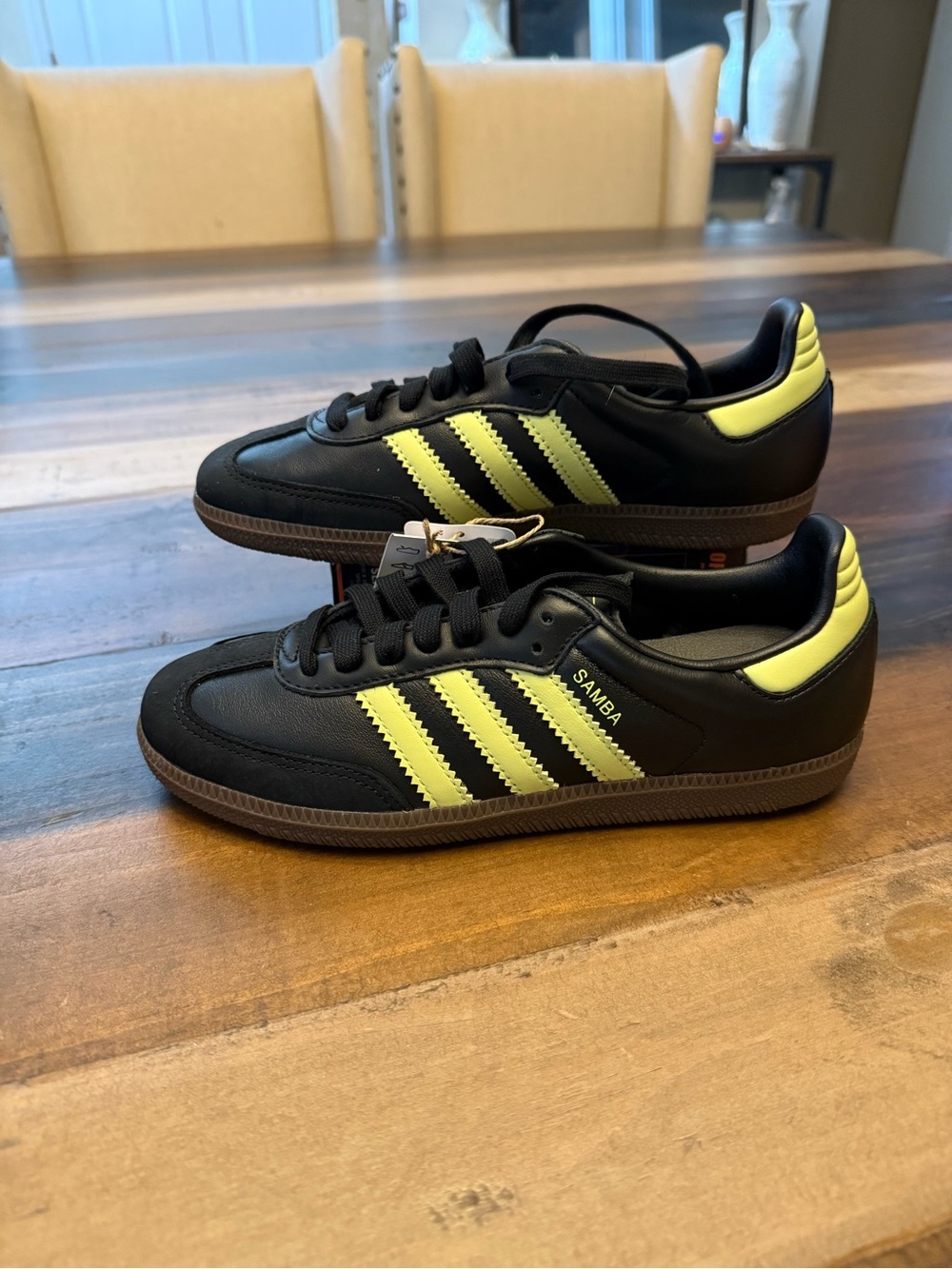 Adidas Samba OG Women’s CBlack/Pullim/Gums Neon Yellow Stripes Sneaker, Sz 6